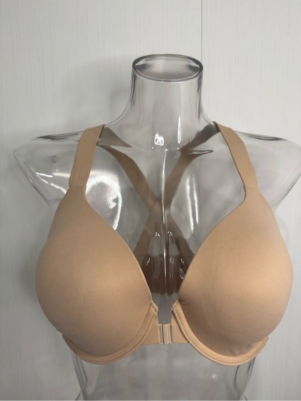 SPANX Bra-llelujah. 36D. Front Close. Nude. Criss Cross Straps. Toasted Oatmeal.